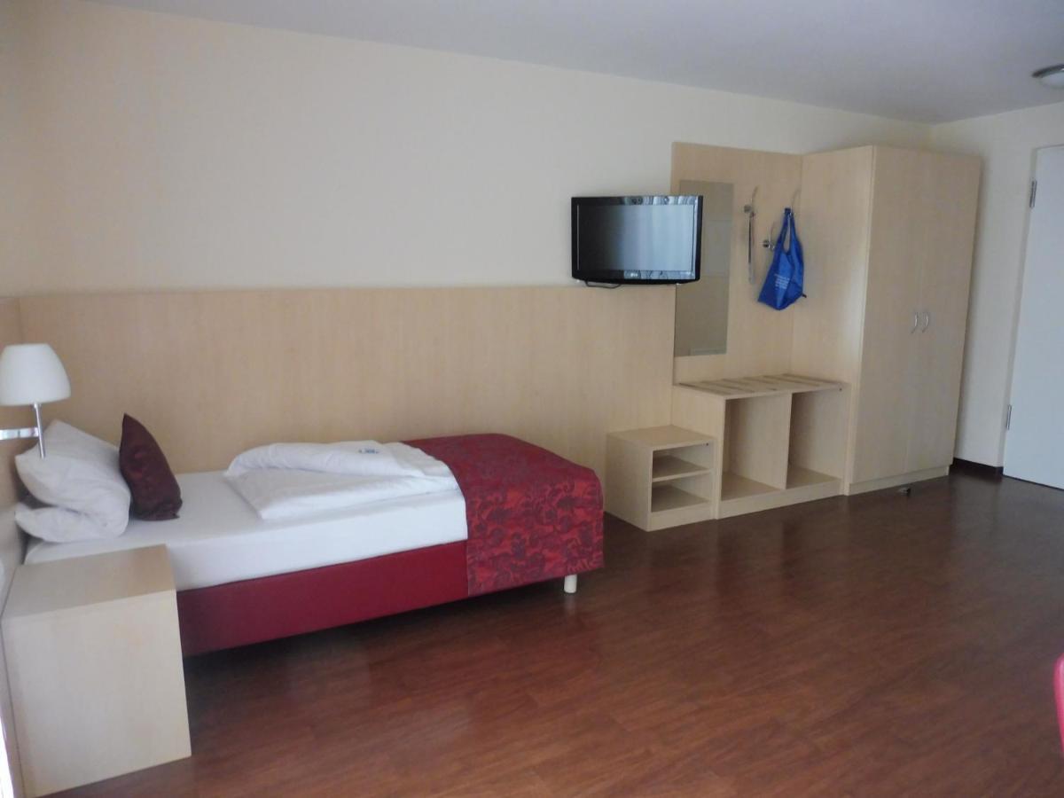 Hotel Gasthof Zum Engel - Gaestehaus Kunzelsau Luaran gambar