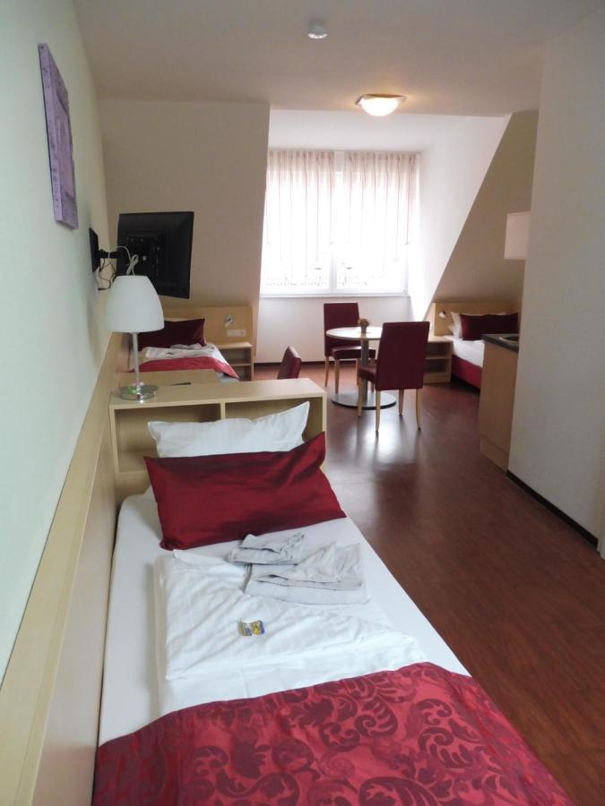 Hotel Gasthof Zum Engel - Gaestehaus Kunzelsau Luaran gambar