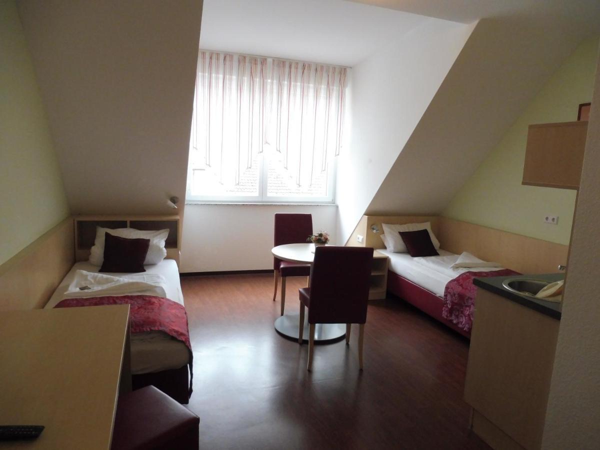 Hotel Gasthof Zum Engel - Gaestehaus Kunzelsau Luaran gambar